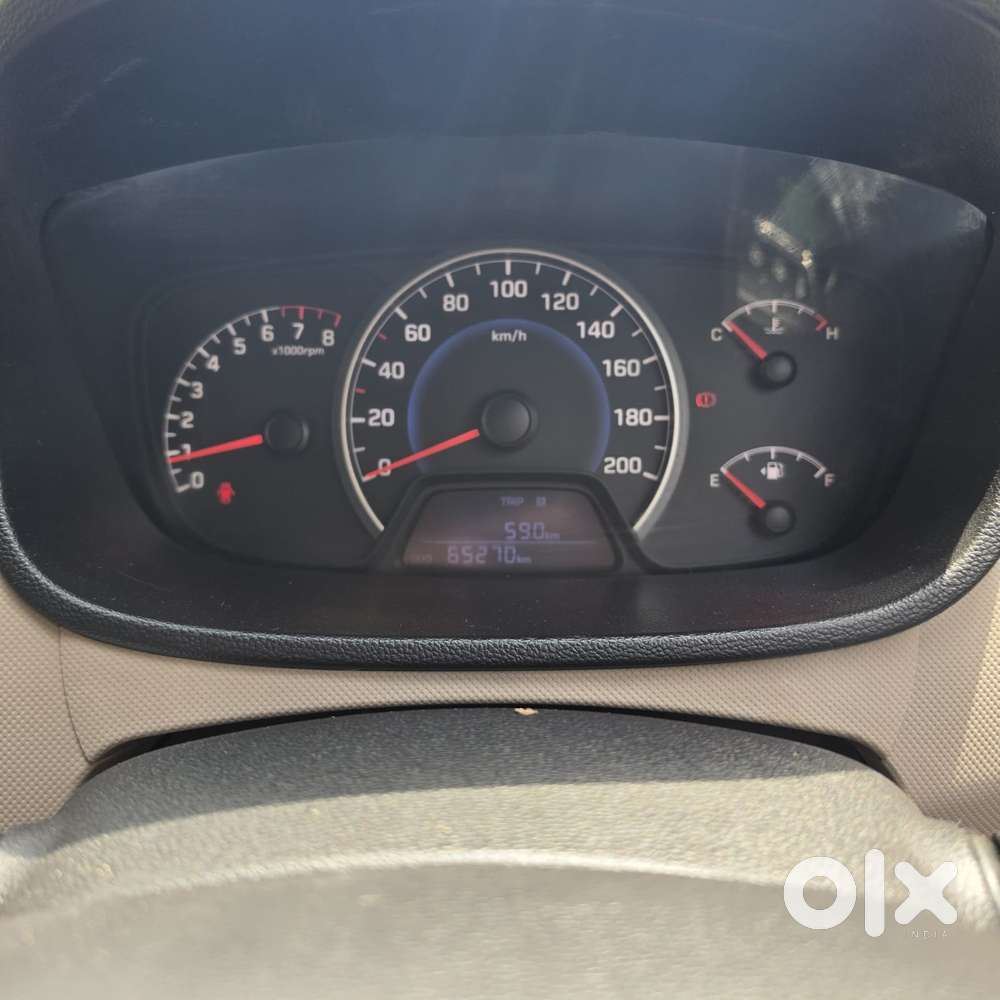 Hyundai Grand I10 Sportz, 2016, Petrol
