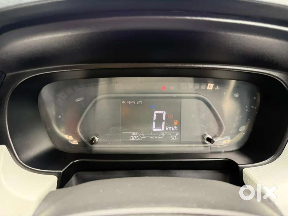 Tata Punch Pure, 2025, Petrol