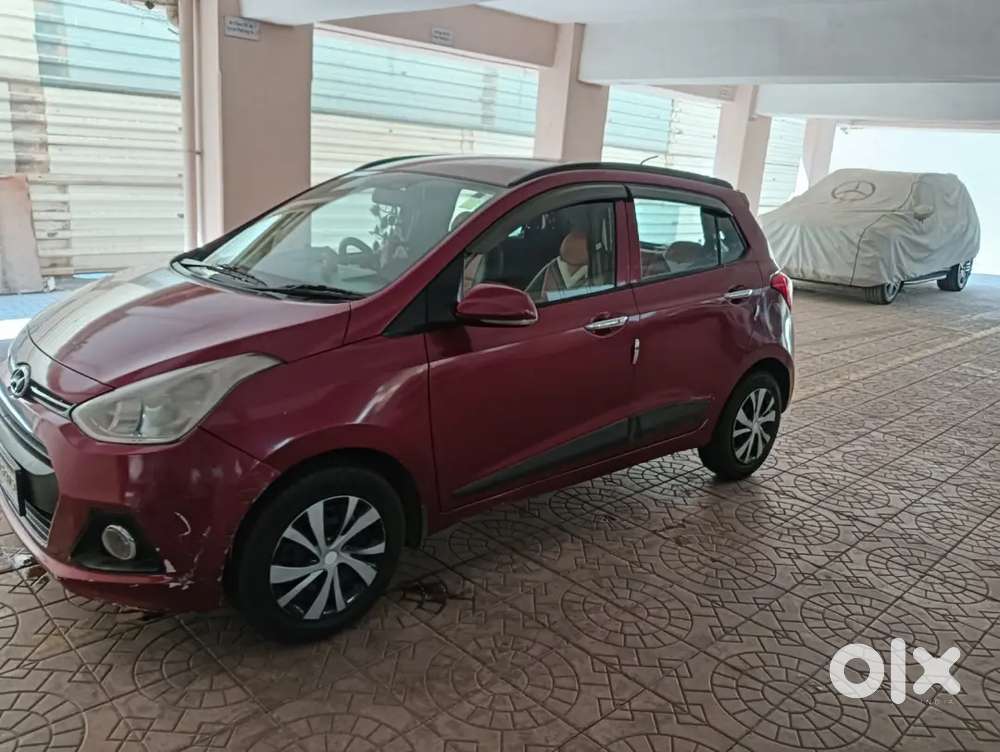 Hyundai Grand I10 Sportz 2015