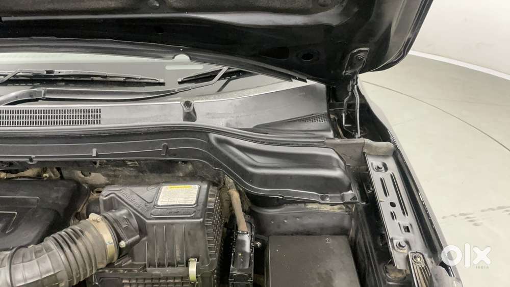Mahindra Xuv300 W8 Amt Optional Diesel, 2023, Petrol