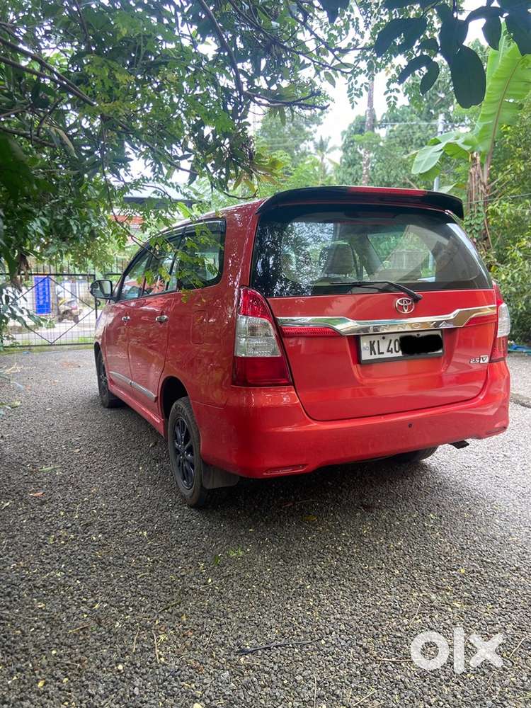 Toyota Innova Diesel 2014