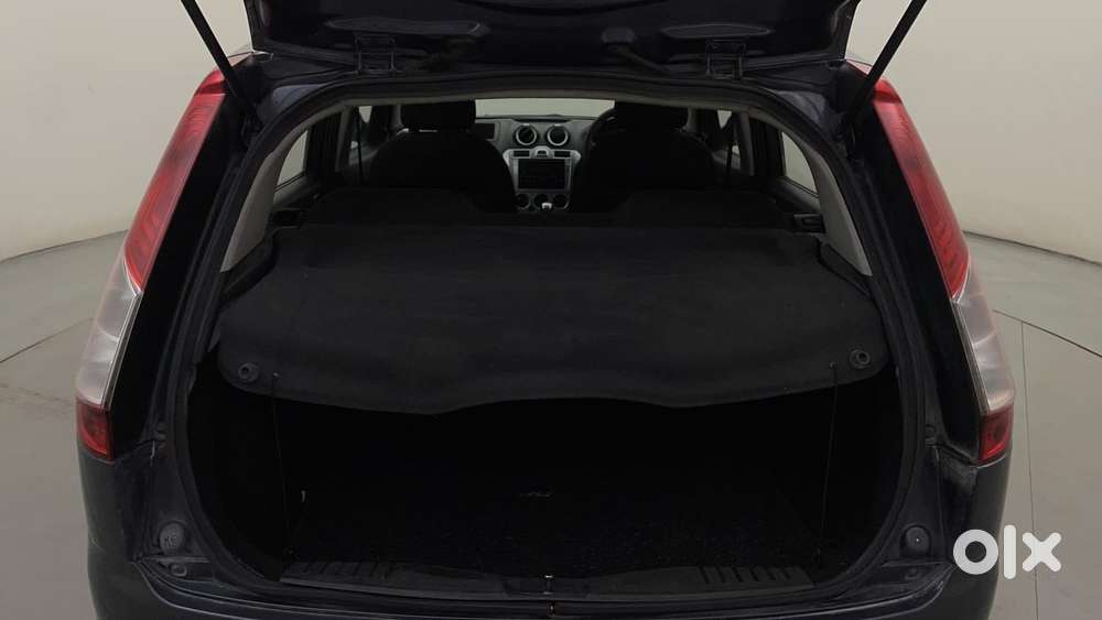 Ford Figo Petrol Zxi, 2013, Petrol
