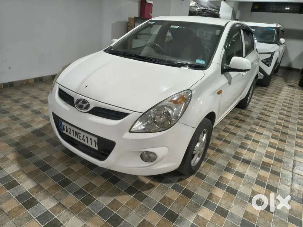 Hyundai I20 2009 Petrol Well Maintained Own Used Car