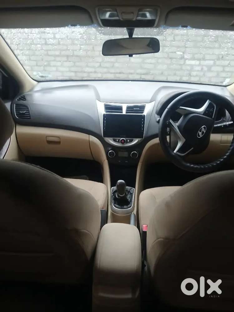 Hyundai Verna 1.6 Sx 2011