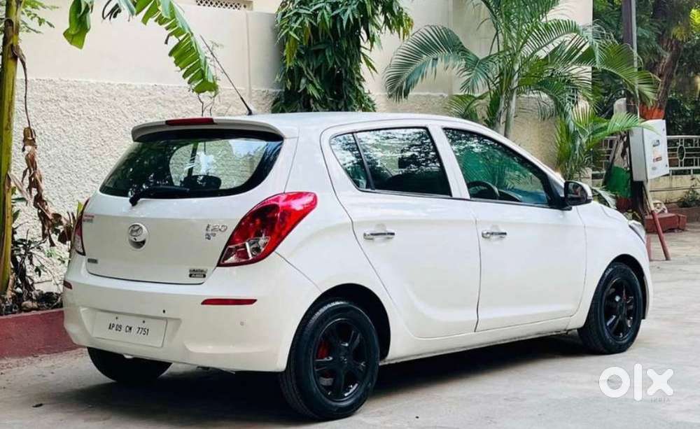 Hyundai I20 Asta Diesel Manual 2012
