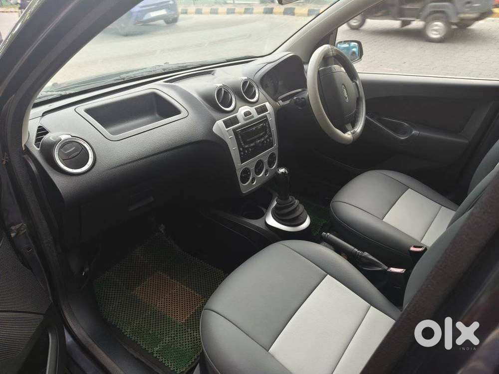 Ford Figo 2010-2012 Petrol Zxi, 2011, Petrol