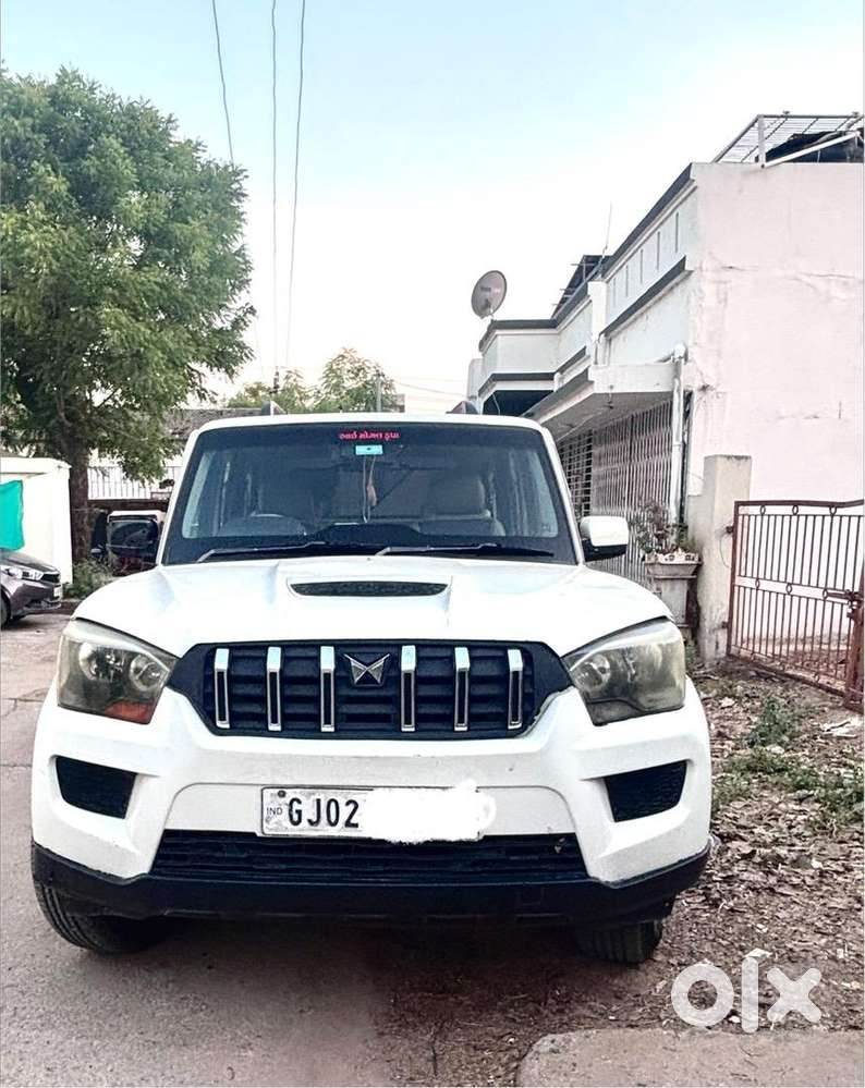 Mahindra Scorpio 2015 Diesel Well Maintained