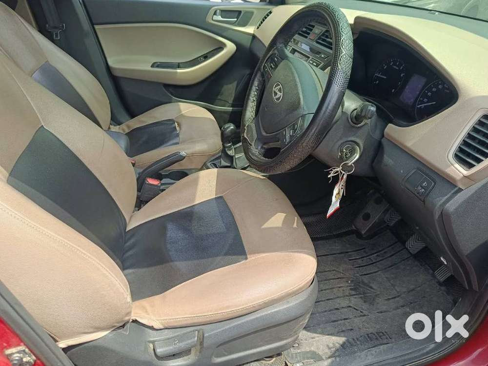 Hyundai I20 Magna 1.2 Mt, 2015, Petrol