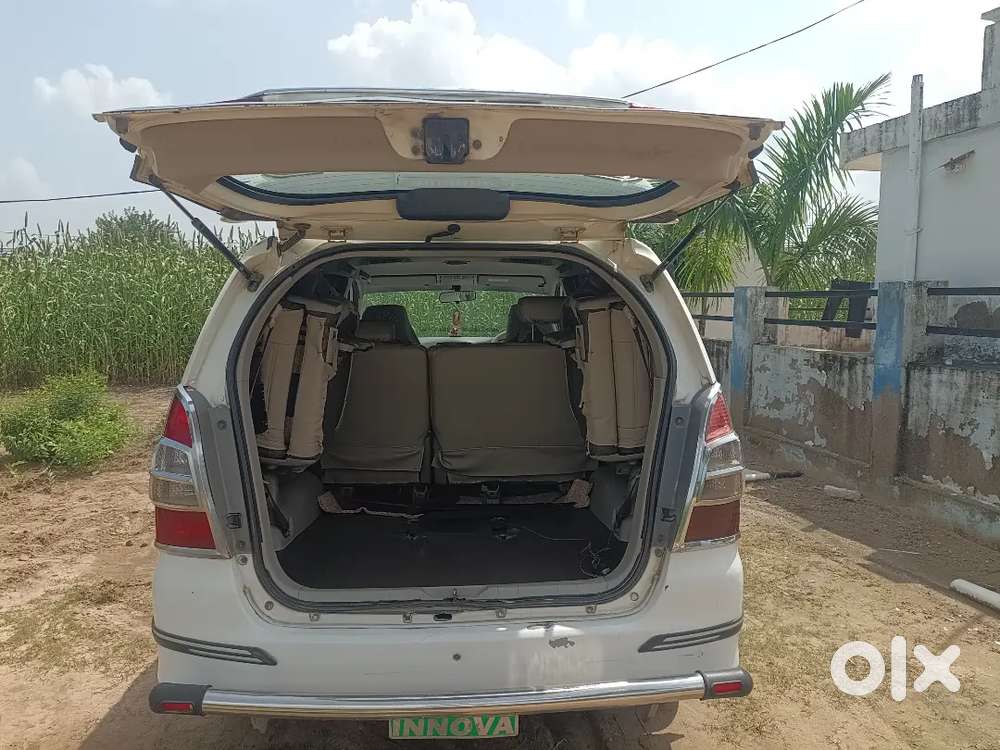 Toyota Innova 2013