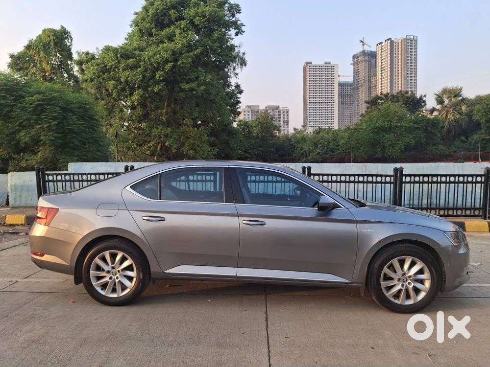 Skoda Superb L&k 1.8 Tsi At, 2019, Petrol