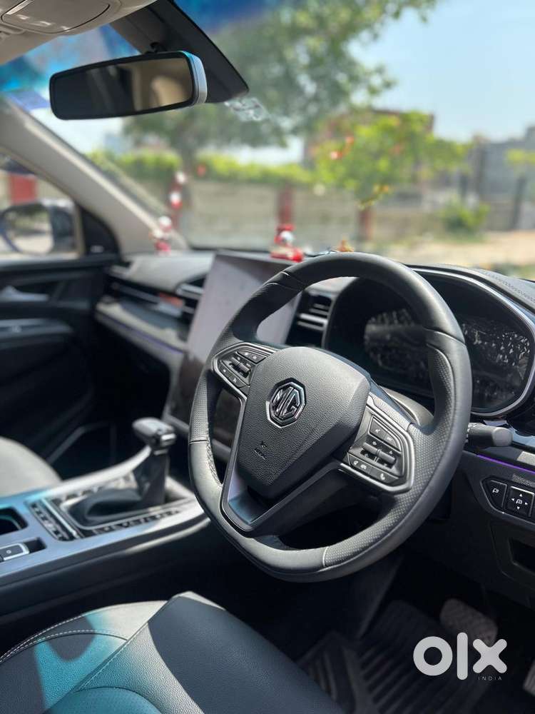 Mg Hector Blackstorm Cvt, 2025, Petrol