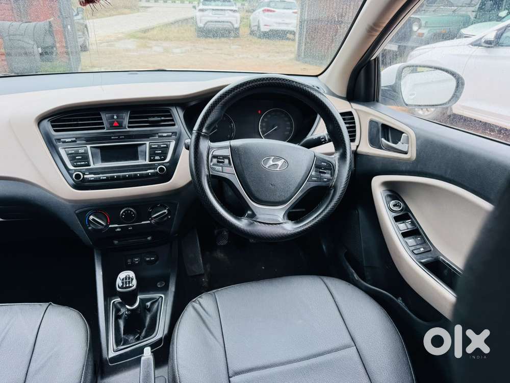 Hyundai I20 Sportz 1.2 Bs-iv, 2019, Petrol