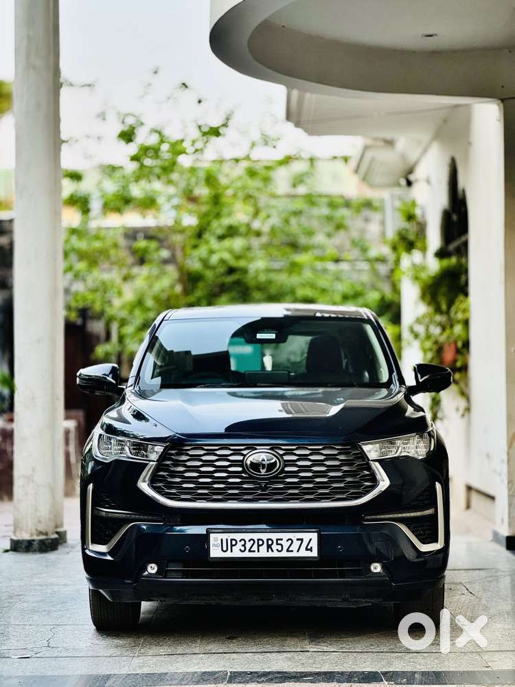 Toyota Innova Hycross 2.0 Zx Hybrid 7 Str, 2024, Petrol