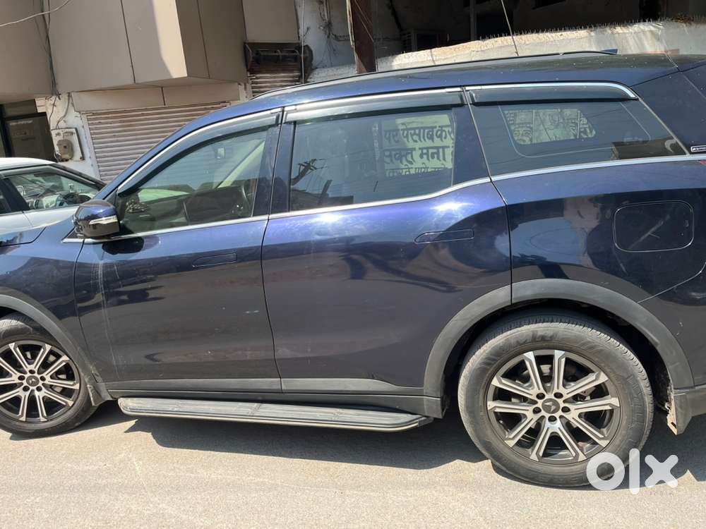 2022 Mahindra Xuv700 Petrol Automatic