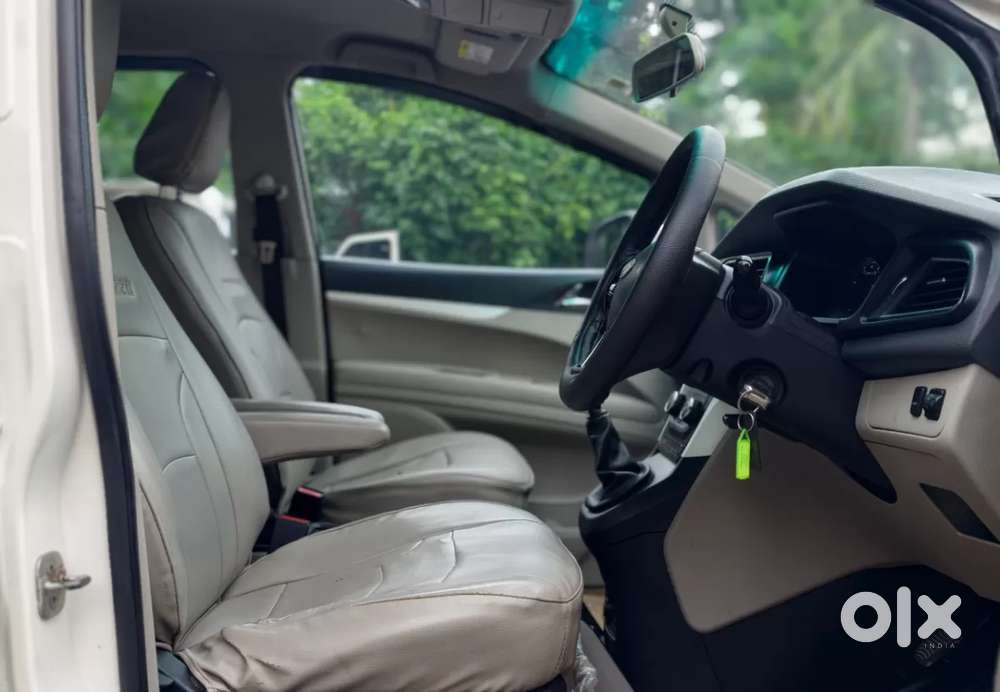 Mahindra Marazzo 1.5 M6 Plus 8 Str, 2022, Diesel