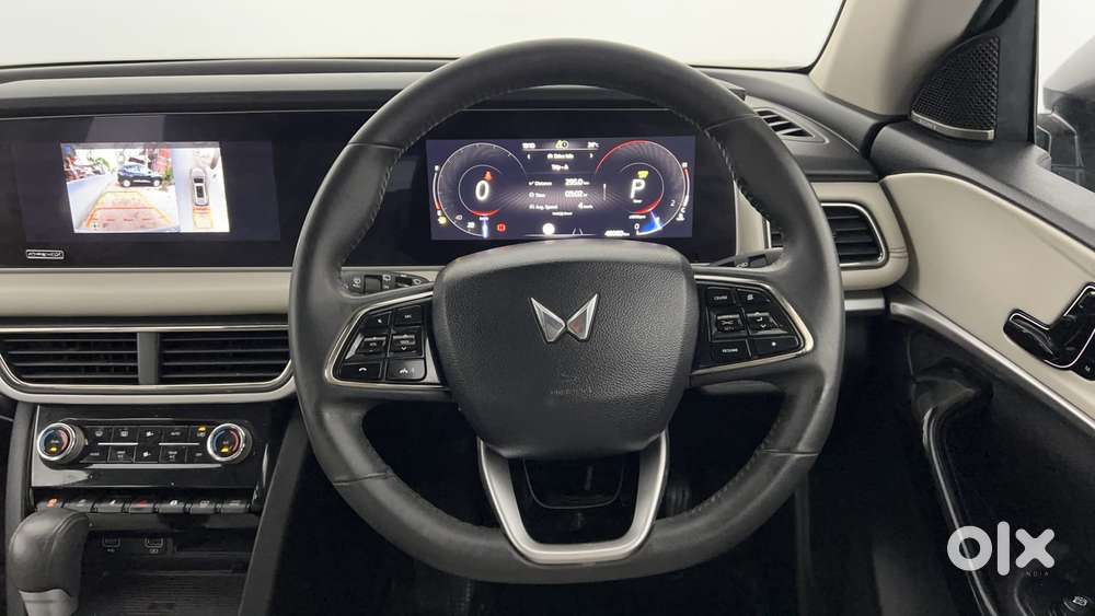 Mahindra Xuv700 2.2 Ax 7 Diesel At Luxury Pack Str, 2024, Diesel