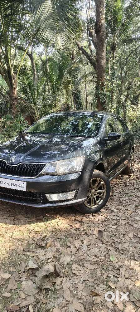 Skoda Rapid 1.6 Active 2017