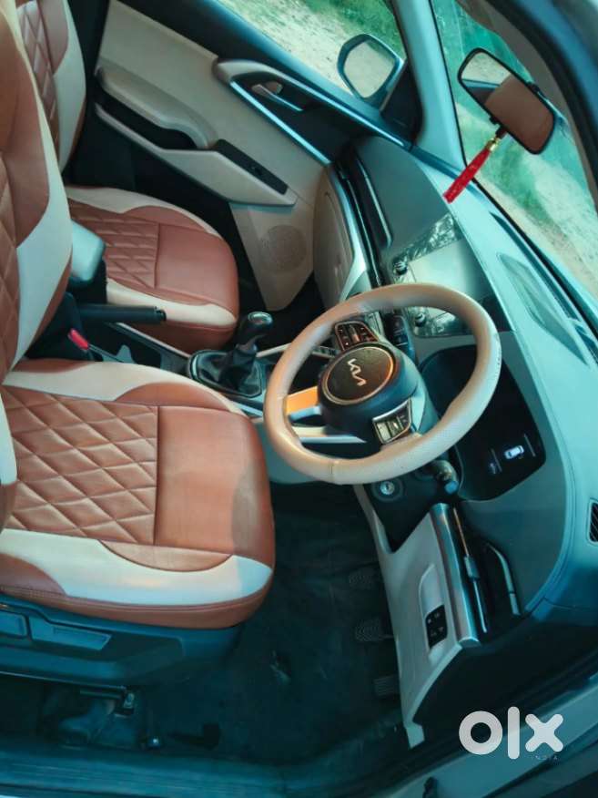 Kia Carens 1.4 Prestige 7 Str, 2023, Petrol