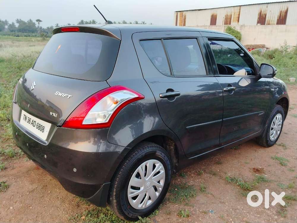 Maruti Suzuki Swift Vxi Optional, 2016, Petrol