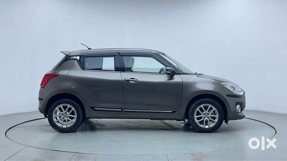 Maruti Suzuki Swift 1.3 Zxi, 2023, Petrol