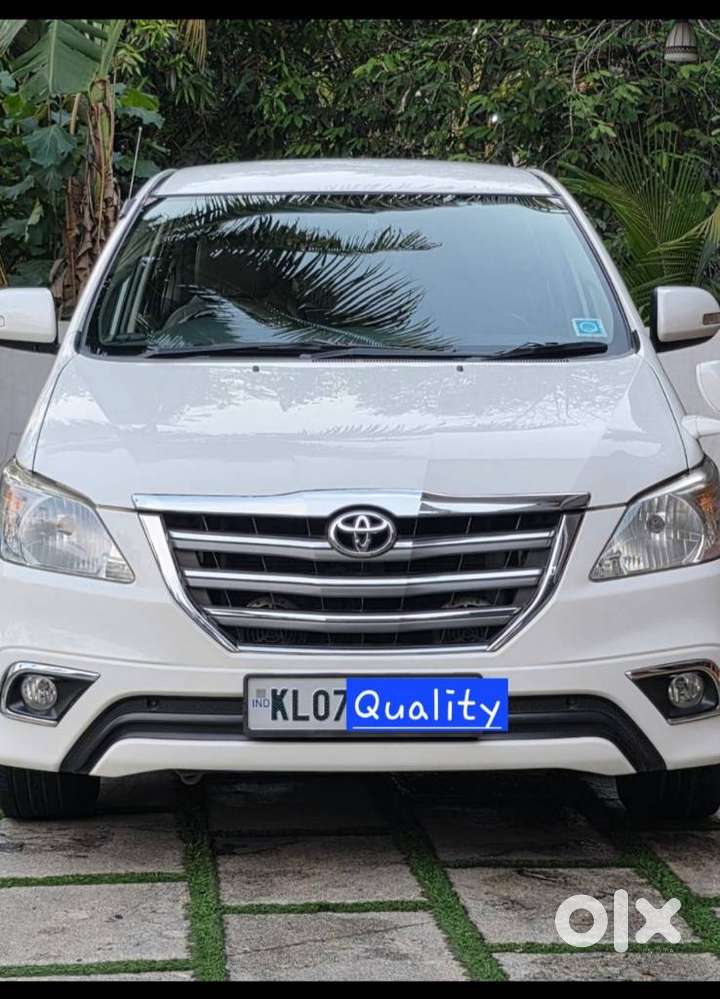Toyota Innova 2.5 Zx 7 Str Bs-iv, 2015, Diesel