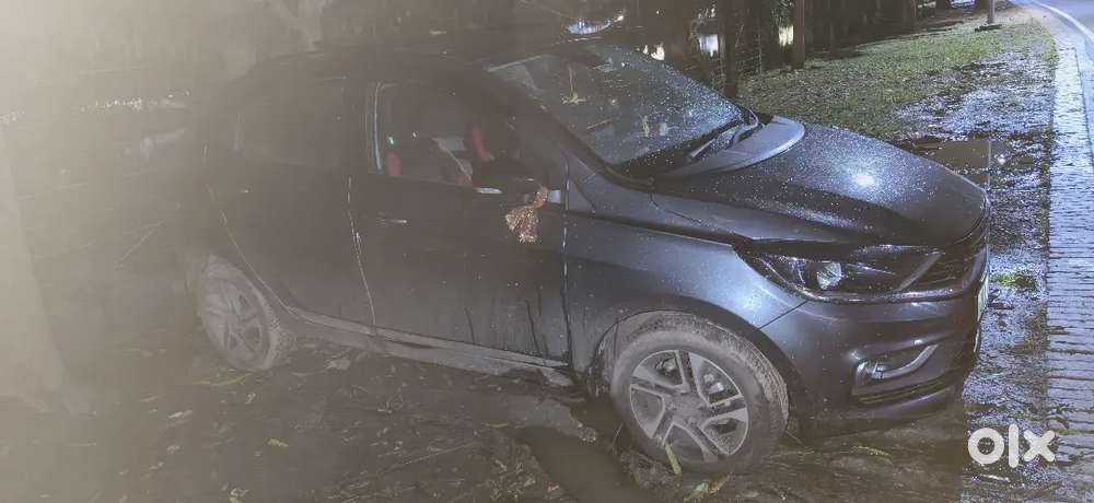 Tata Tiago 1.2 Revotron 2025 December Manufacture