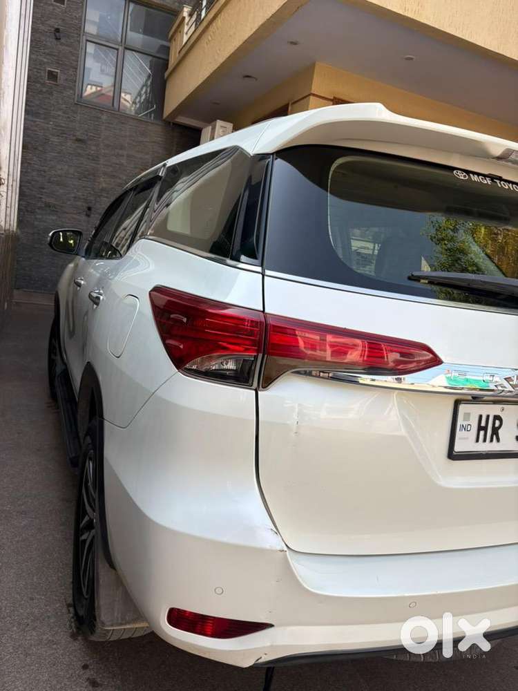 Toyota Fortuner 2021 Diesel 86180 Km Driven