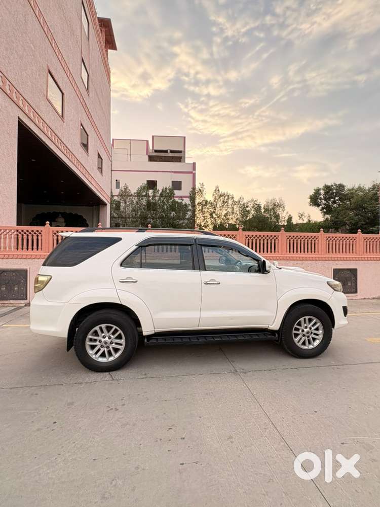 2014 Toyota Fortuner Diesel Manual