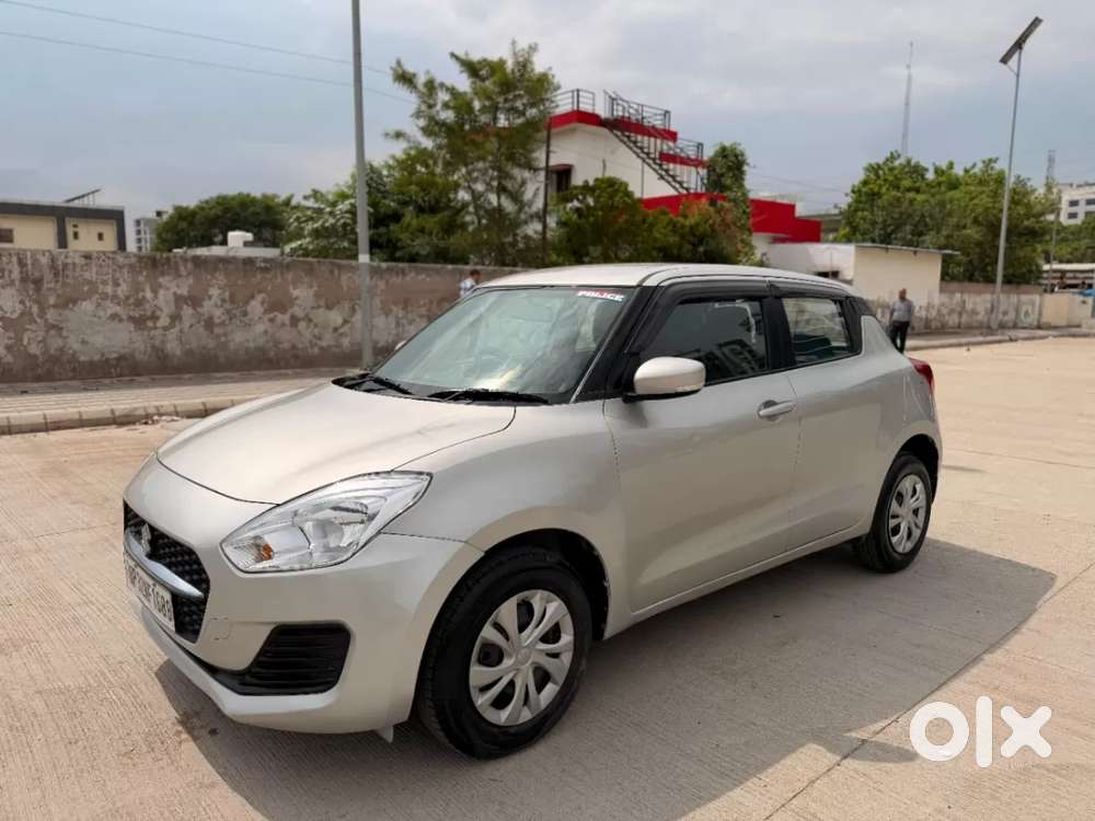 Maruti Suzuki Swift Vxi, 2022, Petrol