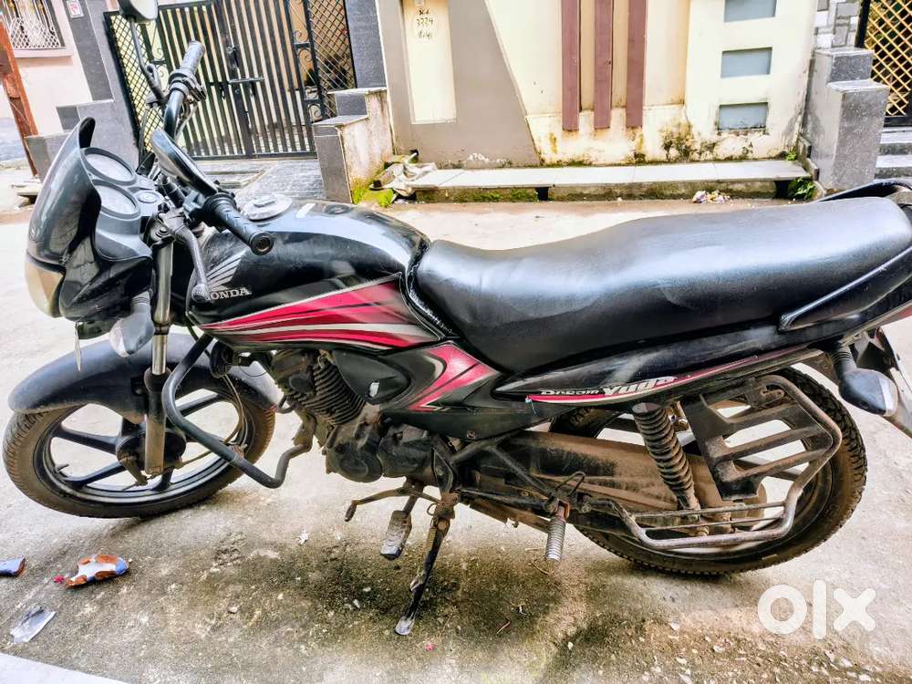 Dream Yuga honda ,2013 model ,want to sell becos of job transfer