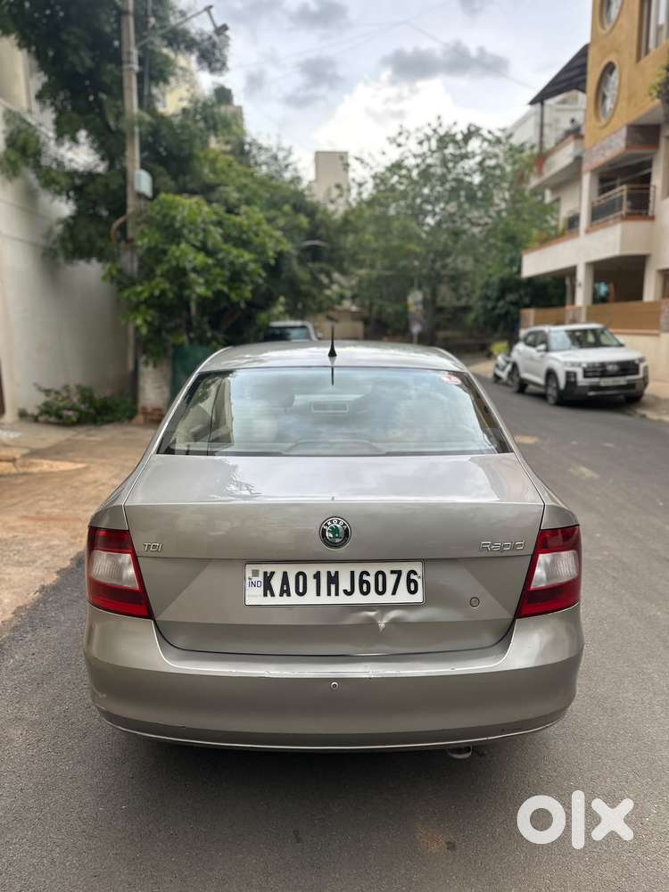 Skoda Rapid 1.6 Tdi Ambition Plus, 2012, Petrol