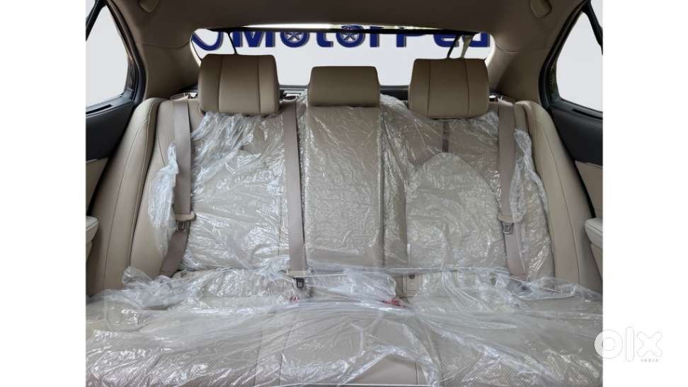 Toyota Camry 2.5 Hybrid, 2024, Petrol