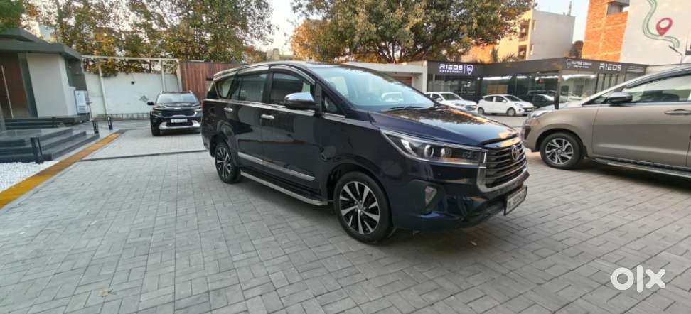 Toyota Innova Crysta [2020-ongoing] 2.7 Zx At 7 Str, 2021, Petrol