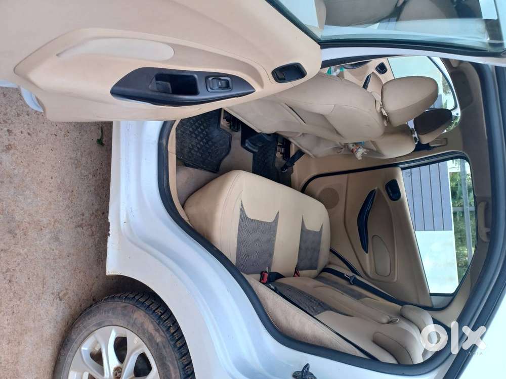 Ford Figo Aspire - Titanium (top Variant) For Rs4l