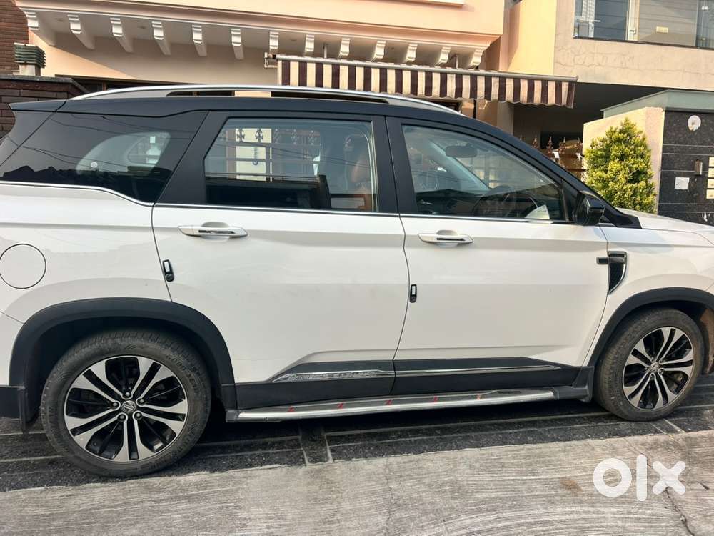 Mg Hector Plus 2023 Petrol Automatic
