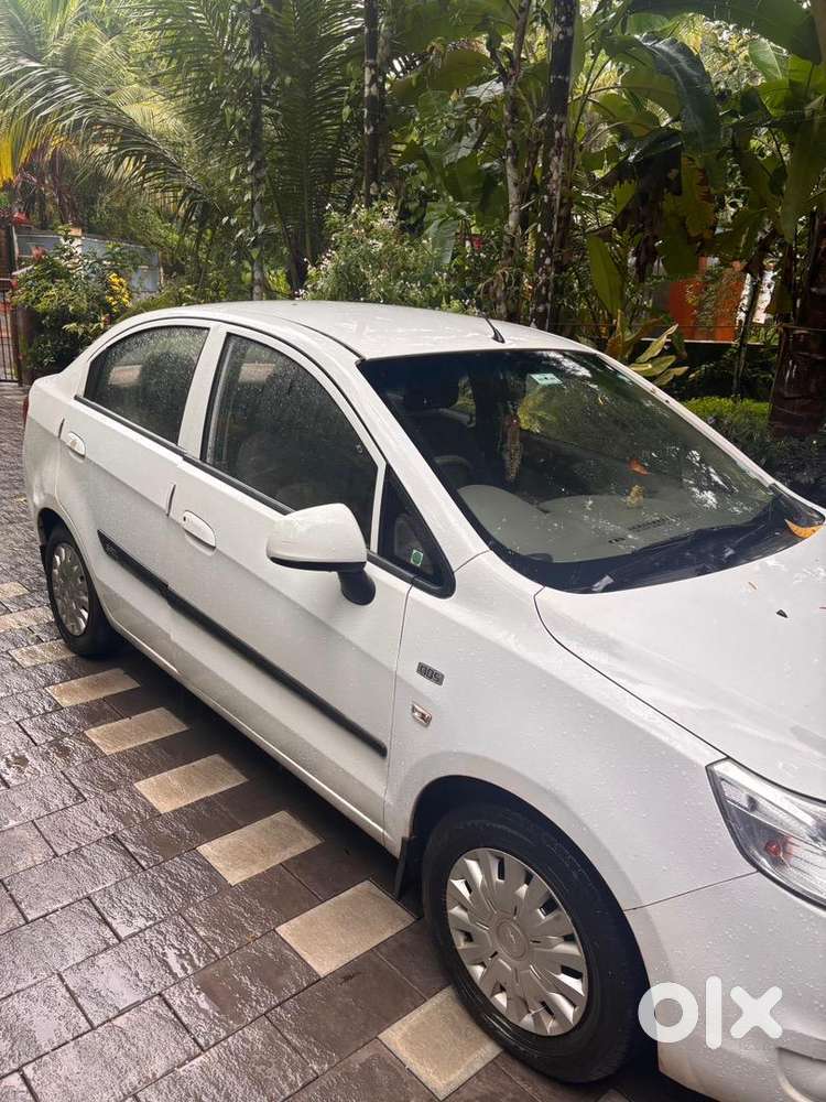 Well Maintained Single User Chevrolet Sail