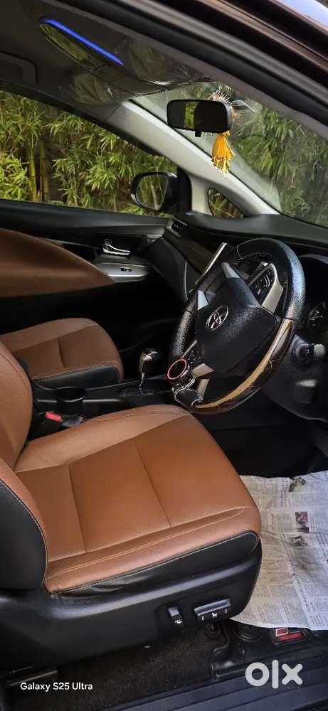 2021 Model Innova Crysta
 Z Automatic 
Single Owner 
Like A Brand New