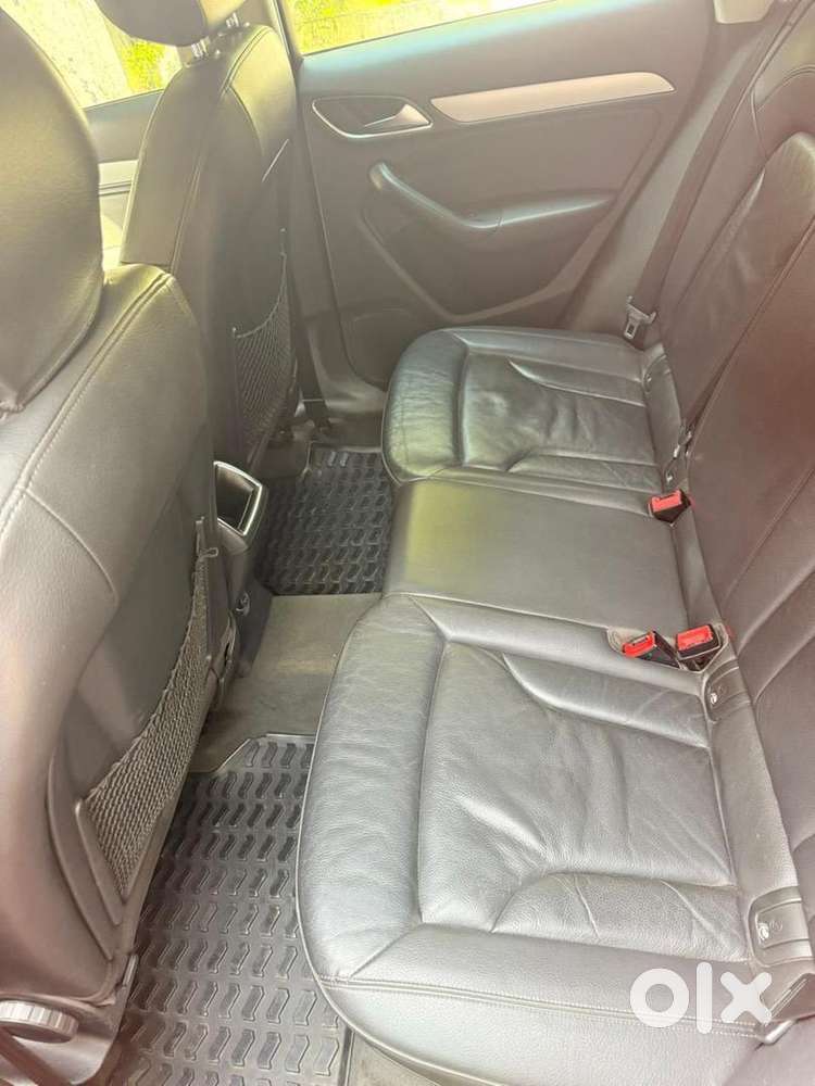 Audi Q3 Manual Neat & Well Maintained