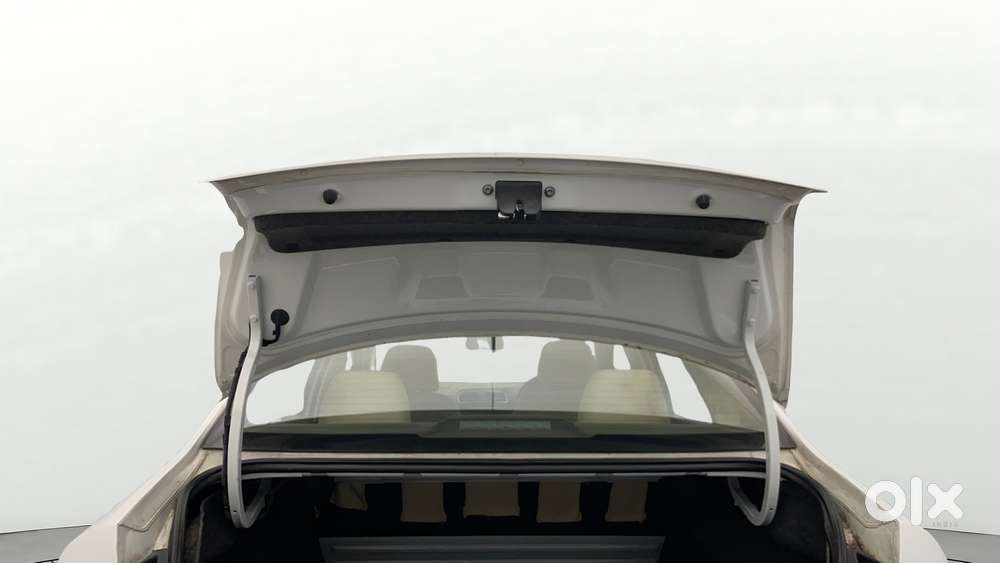 Skoda Rapid 2011-2013 1.6 Mpi Ambition, 2016, Petrol