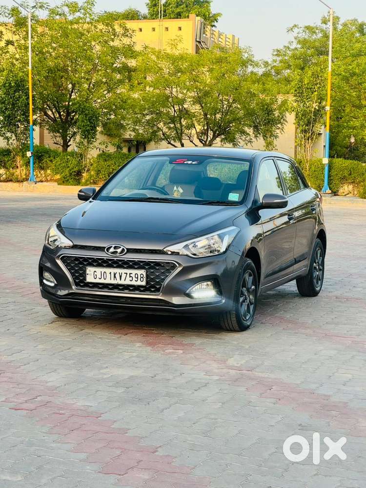 Hyundai I20 Sportz 1.4 At Vtvt, 2019, Petrol