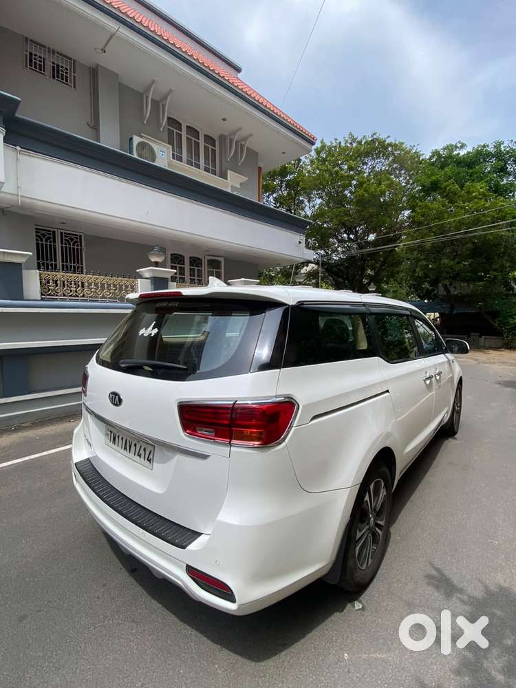 Kia Carnival Premium, 2021, Diesel