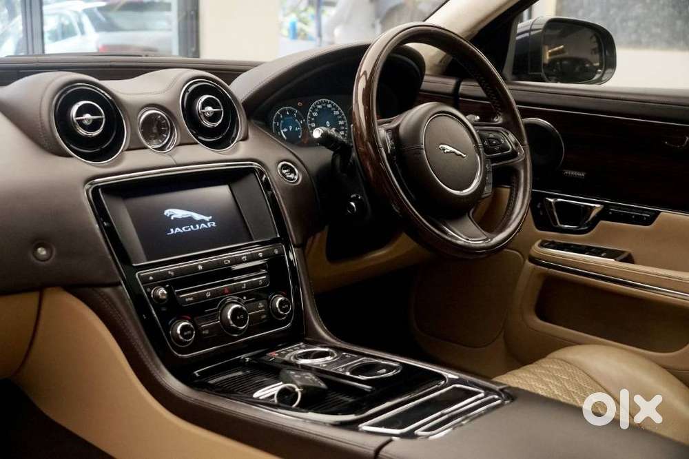 Jaguar Xj 2.0l Portfolio, 2017, Petrol