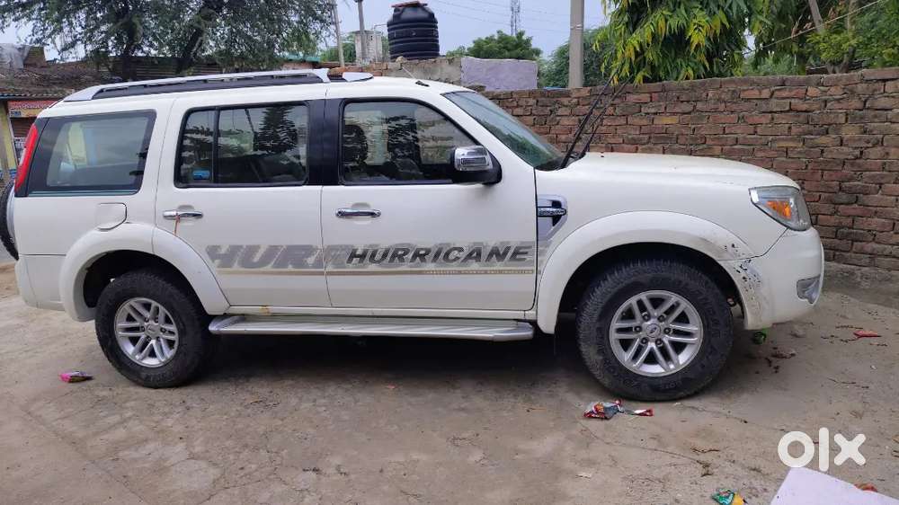 Ford Endeavour Diesel 2012 Km Driven