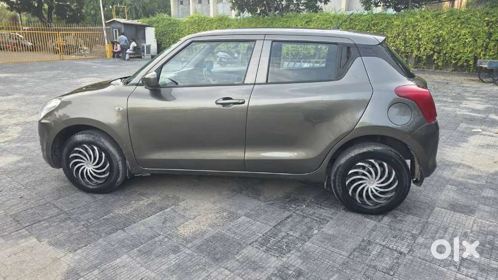 Maruti Suzuki Swift Lxi Optional-o, 2020, Cng & Hybrids
