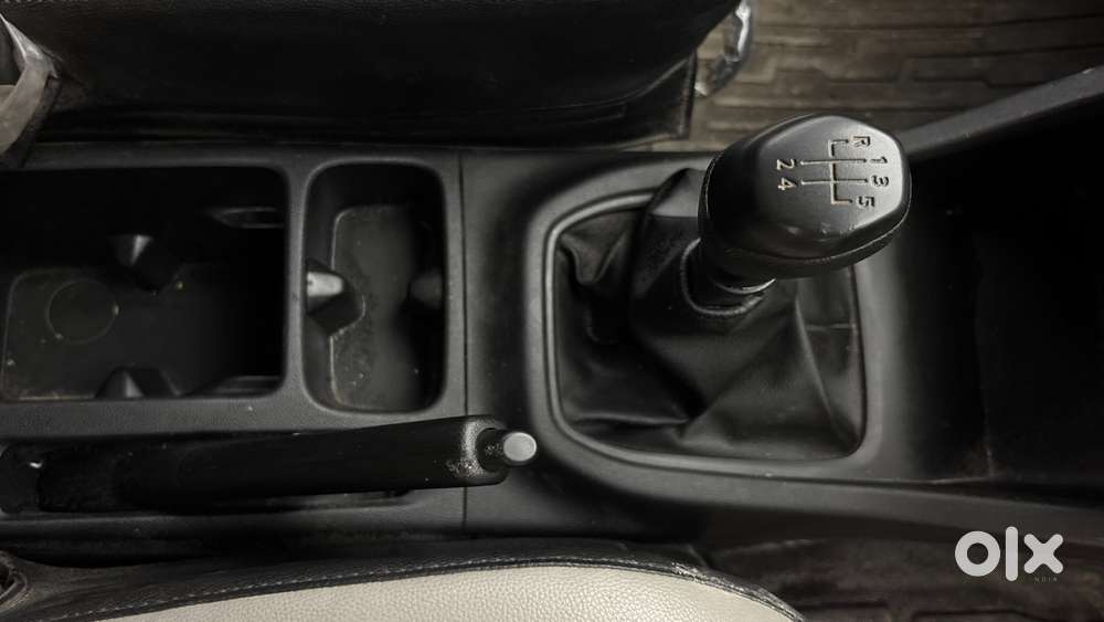 Renault Triber Rxl, 2022, Petrol