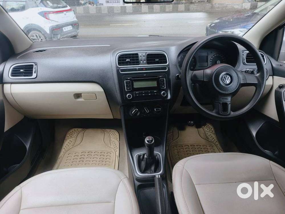 Volkswagen Polo Ipl Ii 1.6 Petrol Highline, 2012, Petrol