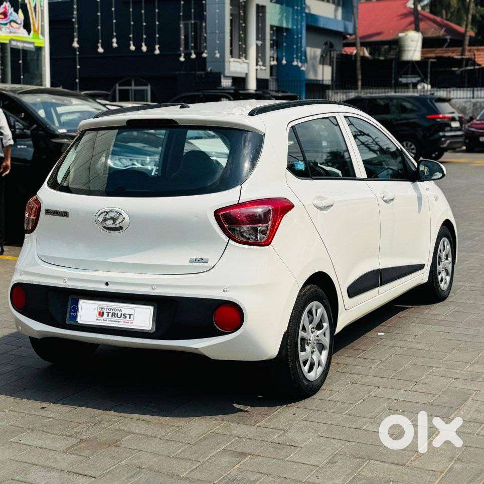 Hyundai Grand I10 1.2 Kappa Magna At, 2018, Petrol