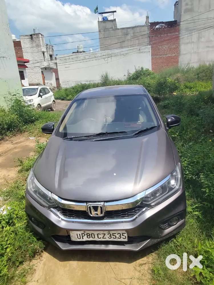 2014 Model Ekh Dum Mast Condition Car