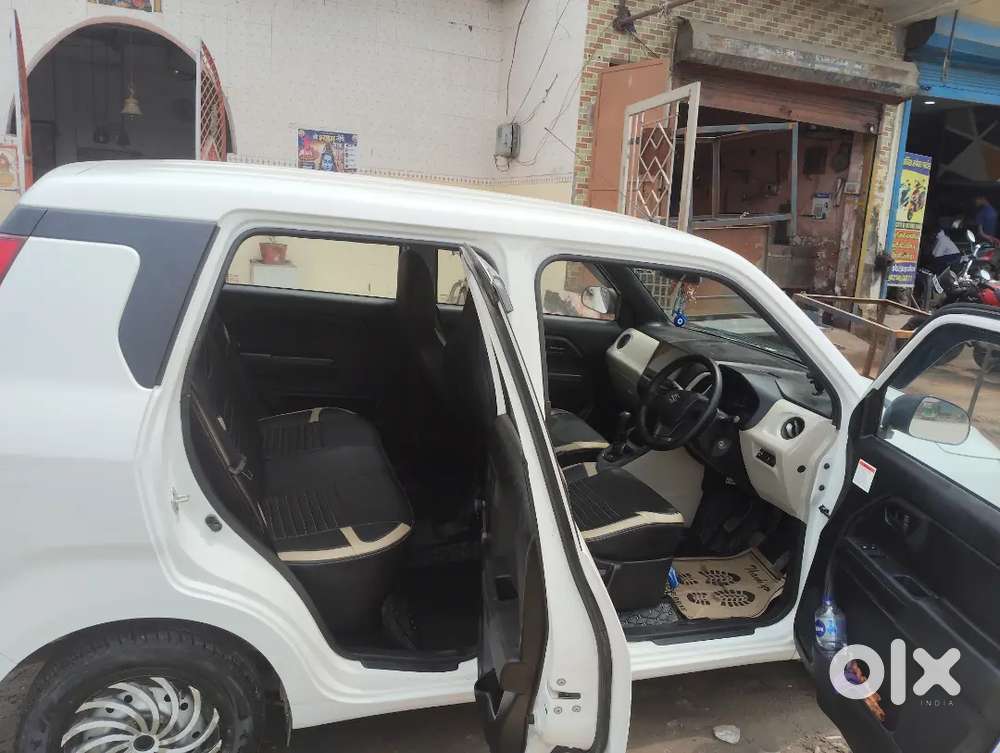 Maruti Suzuki Wagon R Vxi 2025