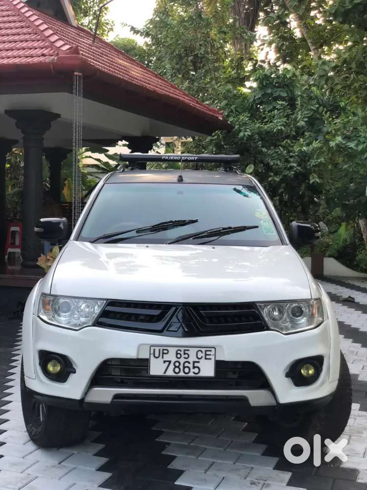 Mitsubishi Pajero Sport Automatic 4*2 2016